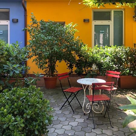 Il Girasole High Quality Inn Milano Exteriör bild