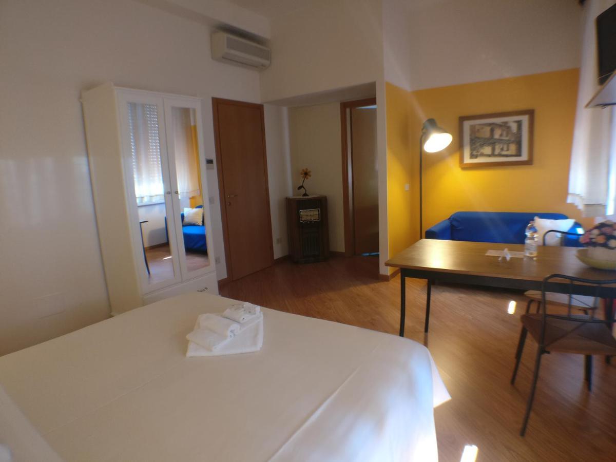 Il Girasole High Quality Inn Milano Exteriör bild