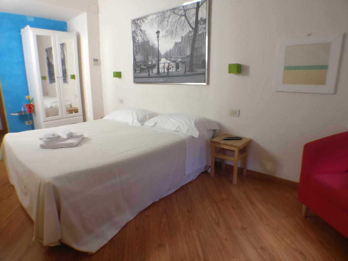 Il Girasole High Quality Inn Milano Exteriör bild
