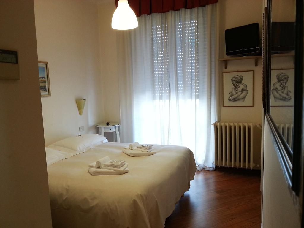Il Girasole High Quality Inn Milano Rum bild